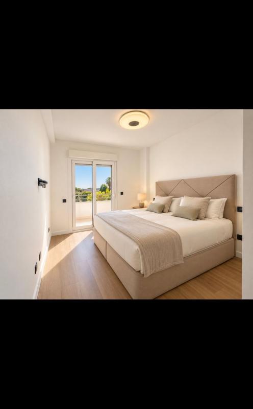 Продажа квартиры на Piso en Calle Ramón Areces, 3, Puerto Banús, Marbella, Марбелла
 photo 3