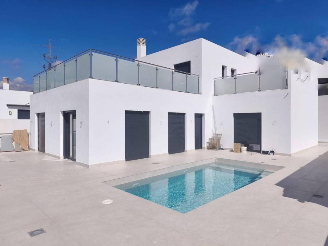 Venta de chalet independiente en Casa o chalet en Torrox Park, Torrox, Torrox
photo 2