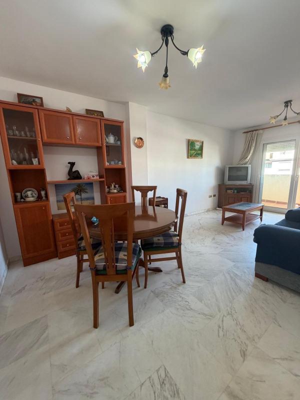 Venta de piso en Piso en Huerta Nueva, Estepona, Estepona
 photo 2