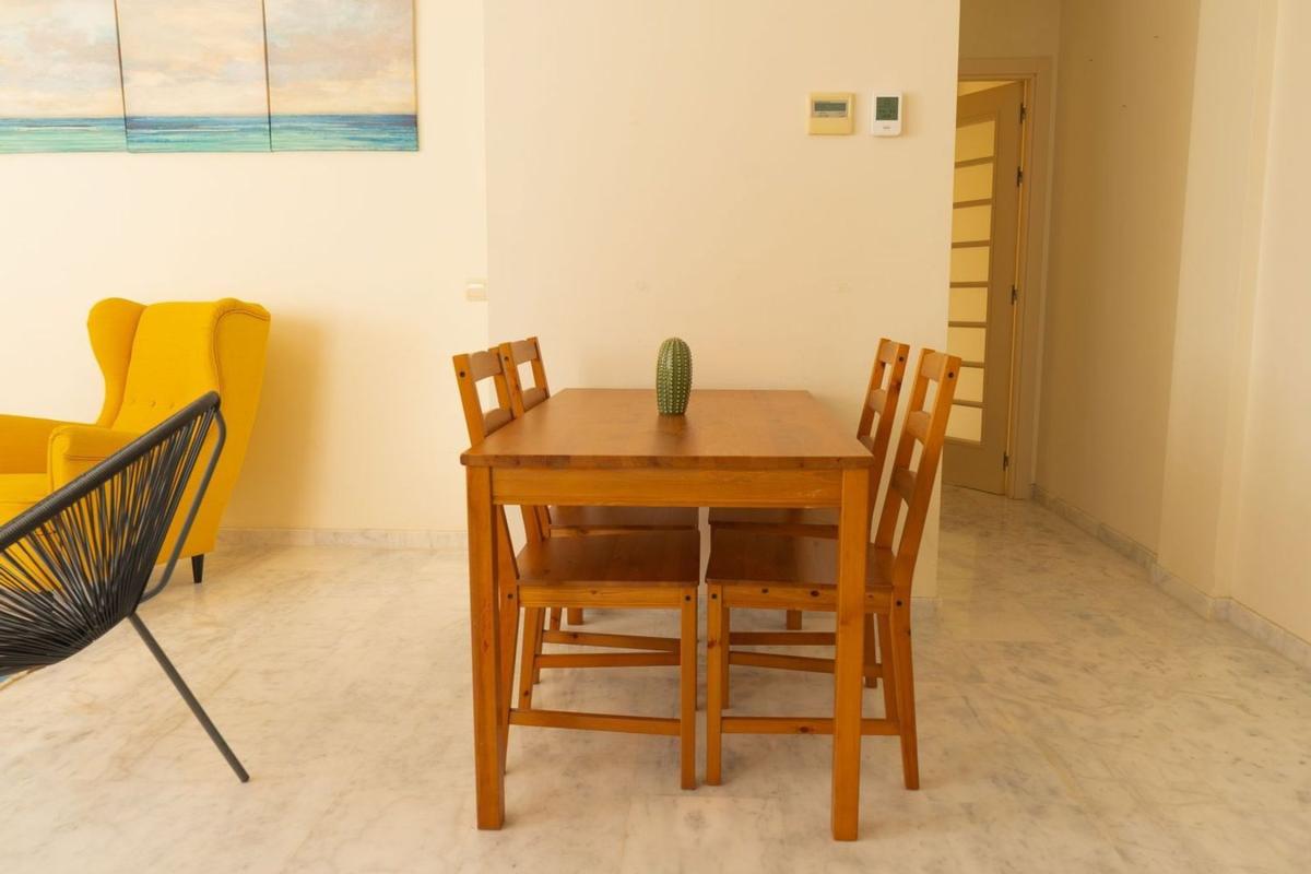 Venta de piso en Piso en Calle Parque Central, Parque Central, Estepona, Estepona
 photo 2