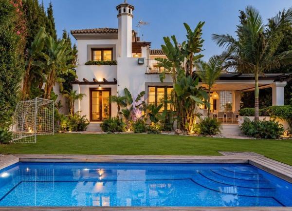 Casa o chalet independiente en Calle Parque Central, Parque Central, Estepona photo 1