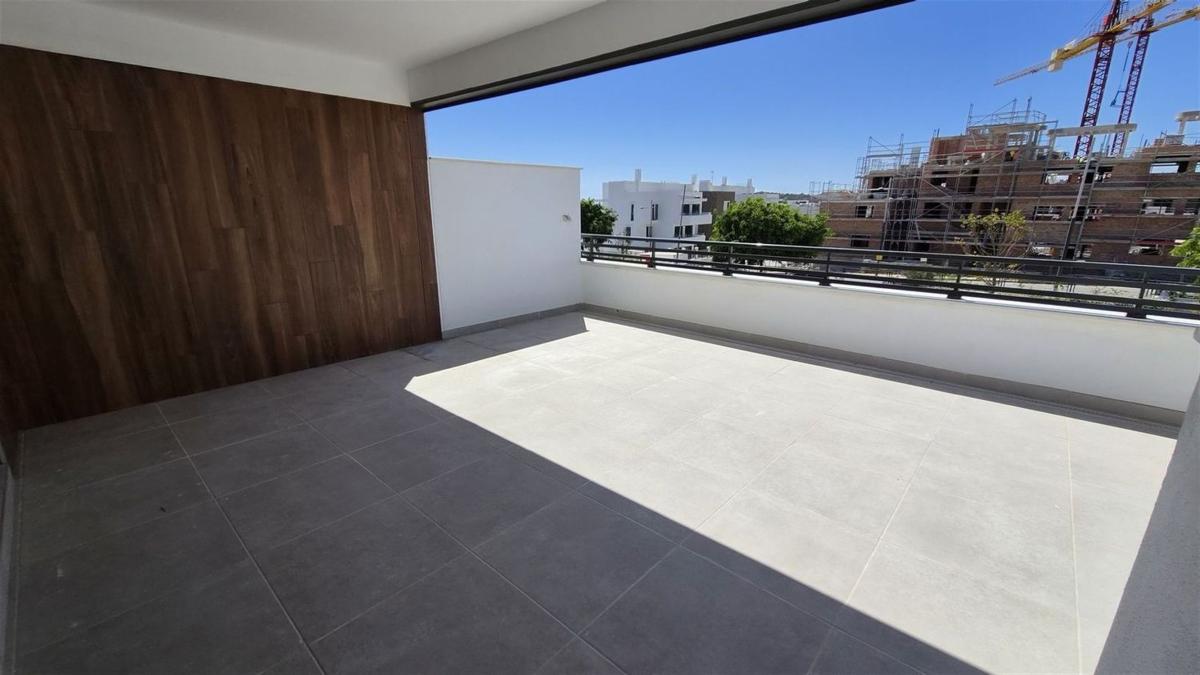Venta de piso en Piso en Calle Parque Central, Parque Central, Estepona, Estepona
 photo 2