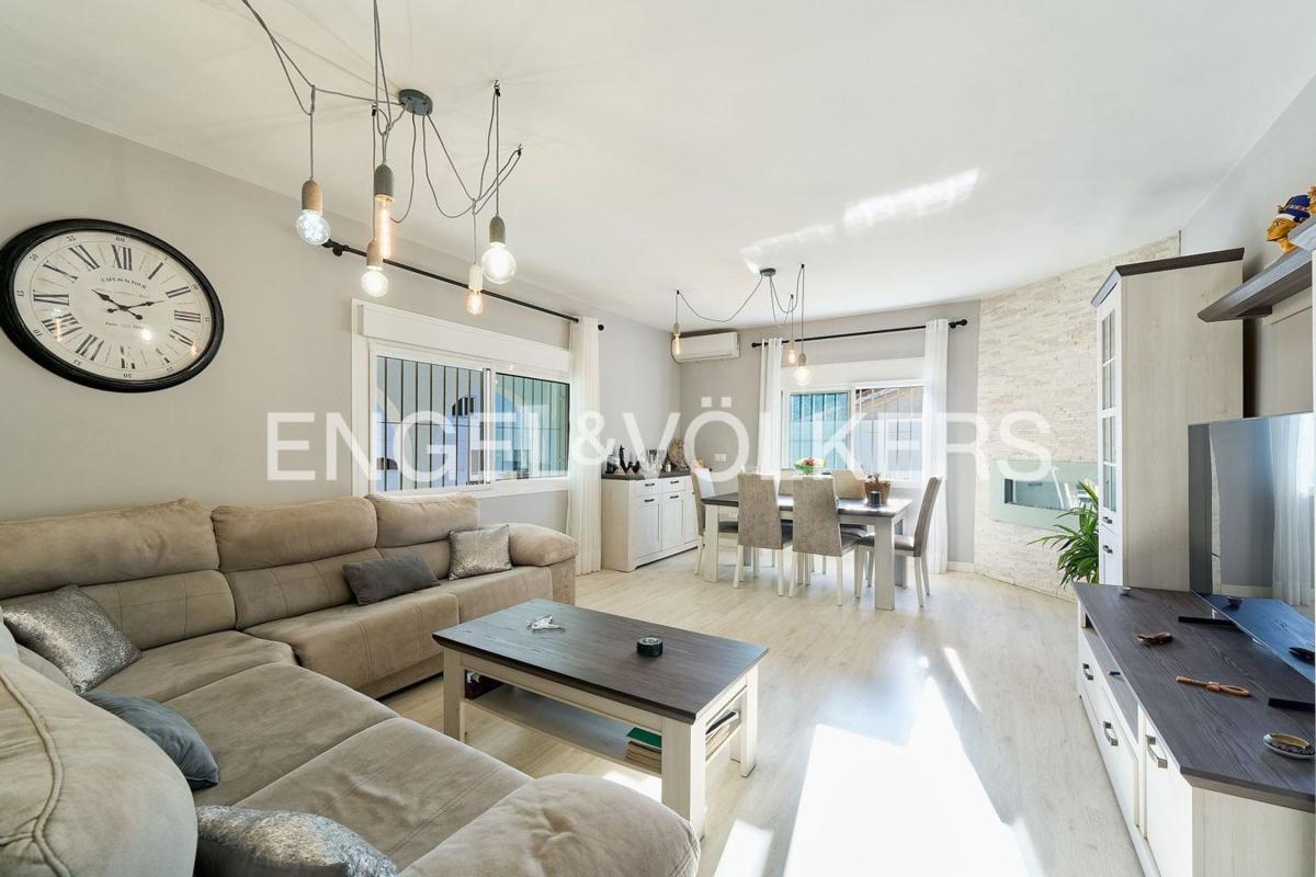 Недвижимость на продажу и в аренду в Испании photo 3