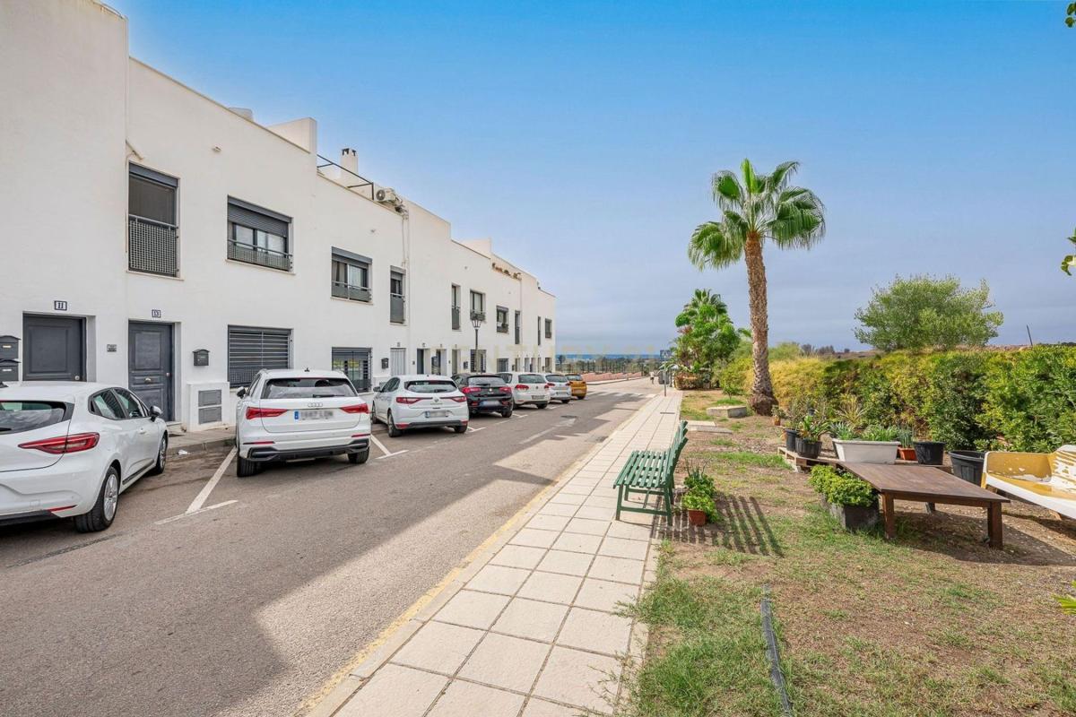 Venta de piso en Piso en Camino El Chorro, Cancelada, Estepona, Estepona
photo 4