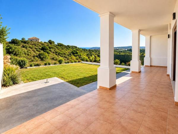 Chalet adosado en Urbanizacion Doña Julia, Doña Julia Golf, Casares photo 3