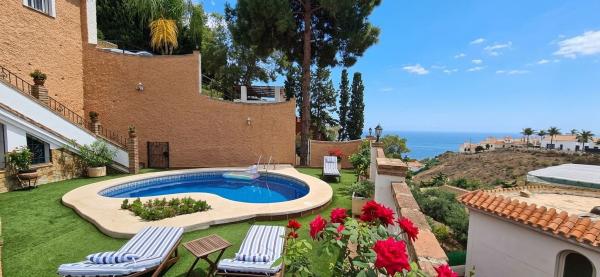 Casa o chalet independiente en Osa Mayor, Lagos - Mezquitilla, Vélez-Malaga photo 1