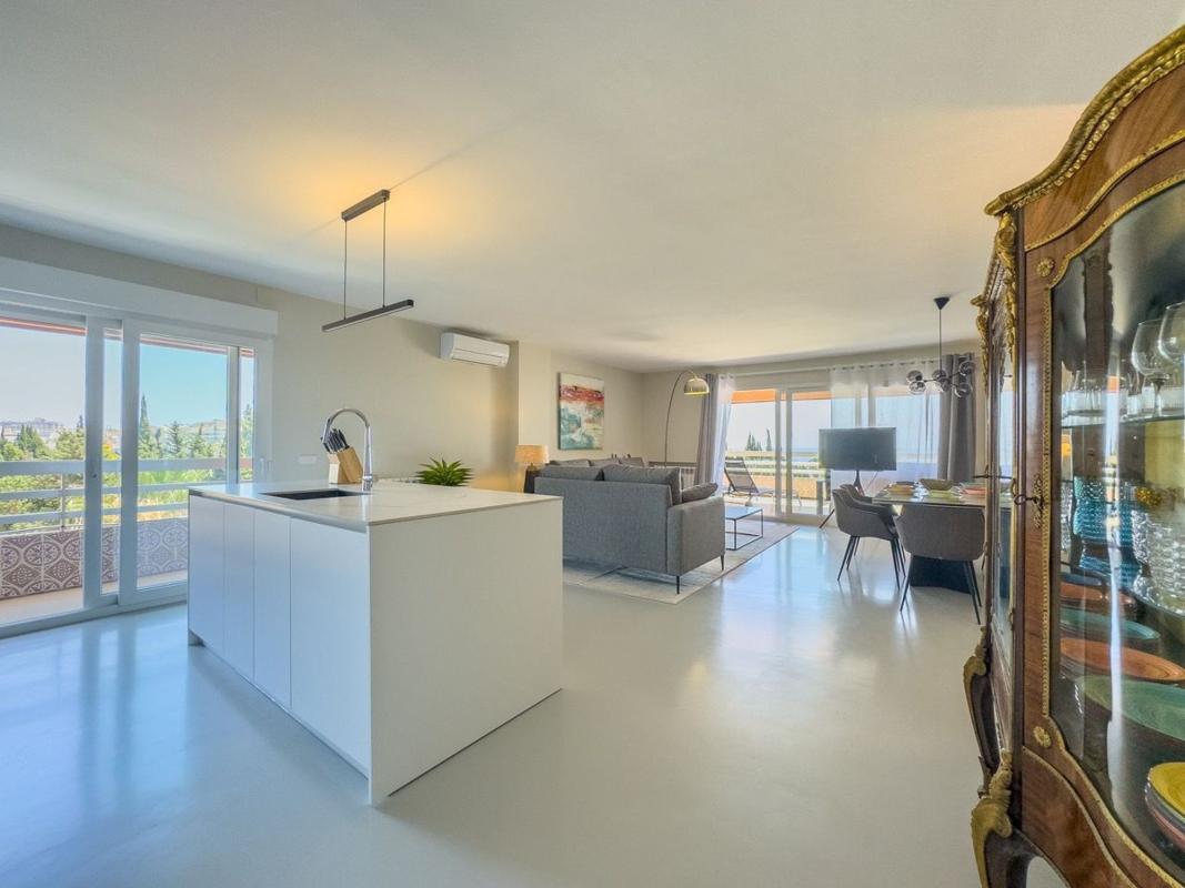 Venta de piso en Piso en Avenida Arias Maldonado, 11, Playa Bajadilla-Puertos, Marbella, Marbella
photo 3