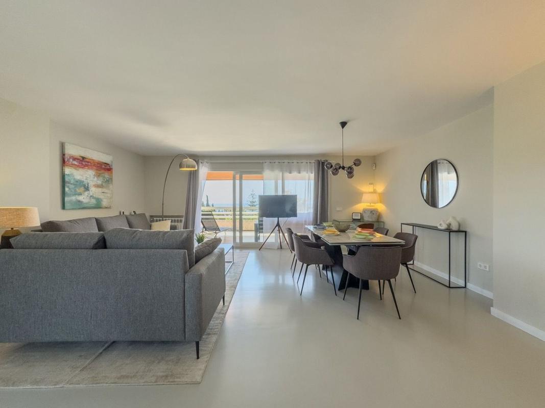 Venta de piso en Piso en Avenida Arias Maldonado, 11, Playa Bajadilla-Puertos, Marbella, Marbella
photo 5