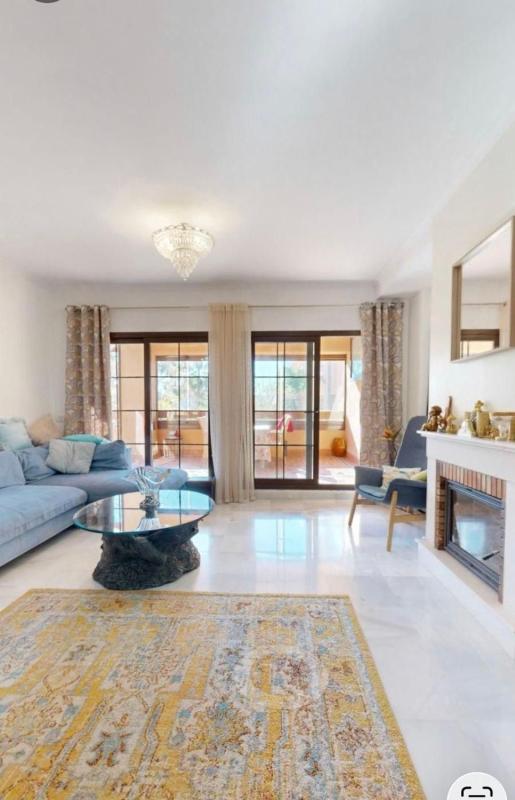 Venta de piso en Piso en Atalaya-Isdabe, Estepona, Estepona
photo 4
