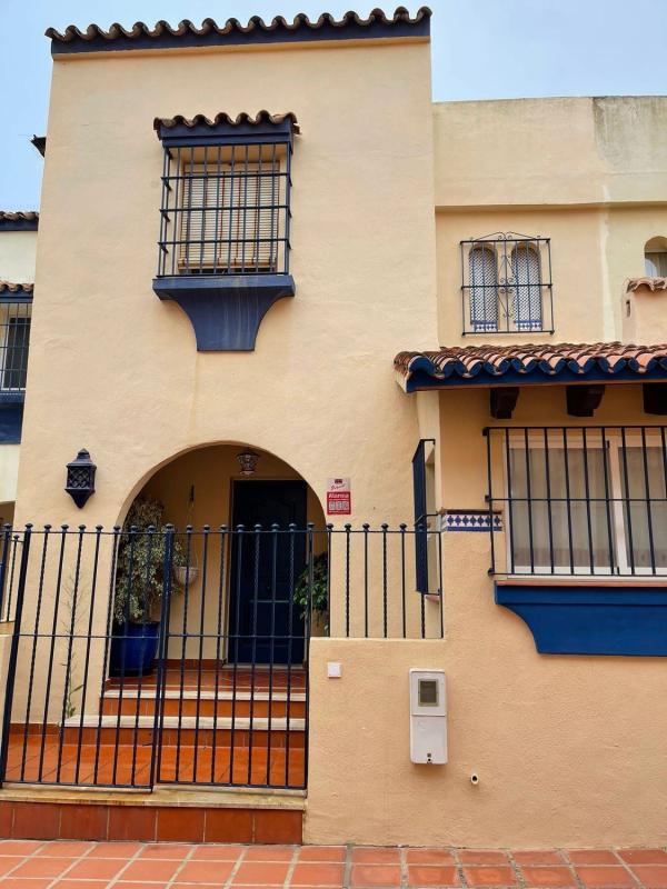 Propiedades en venta y alquiler en España photo 2