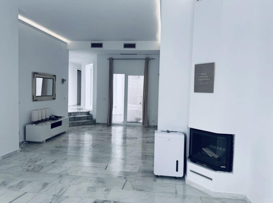 Продажа квартиры на Piso en Casco Antiguo, Marbella, Марбелла
photo 2