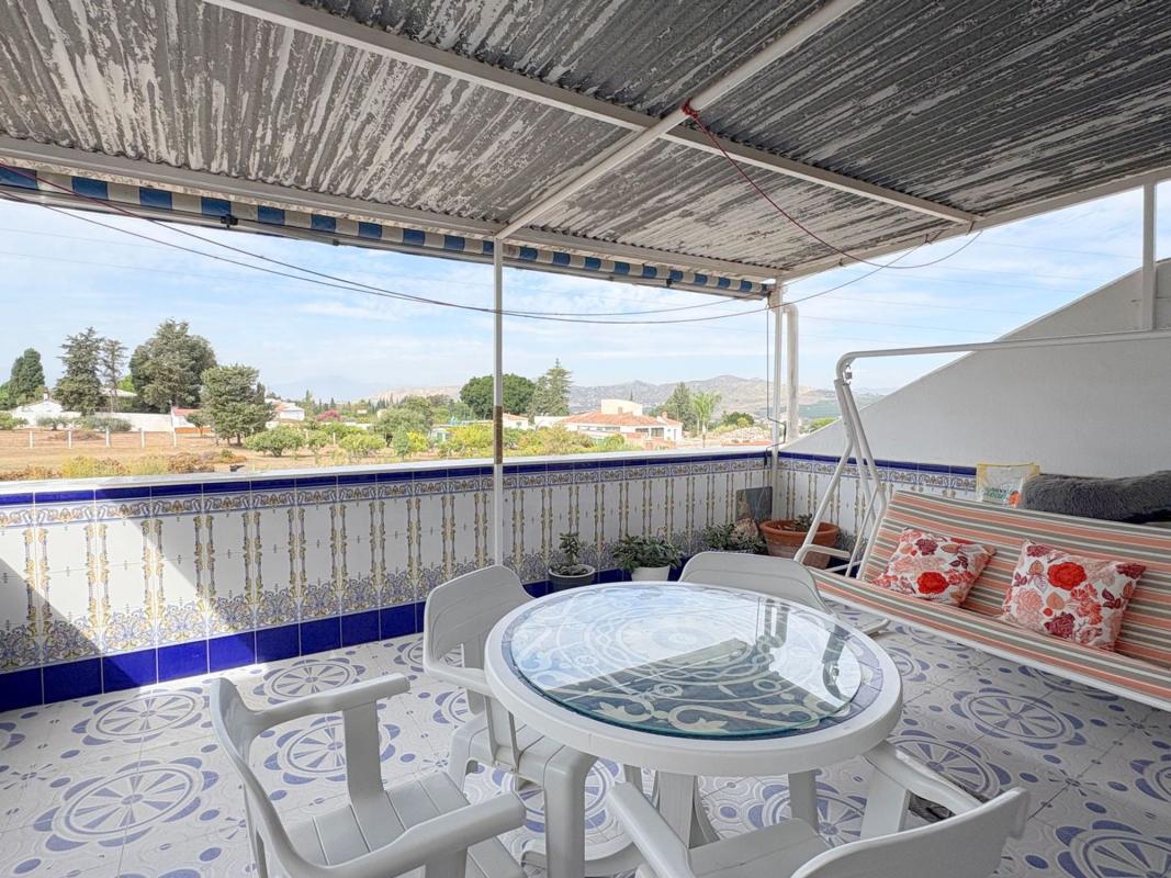 Продажа дуплекса на Dúplex en El Pinar, Centro, Alhaurín de la Torre, Алхаурин-де-ла-Торре photo 2