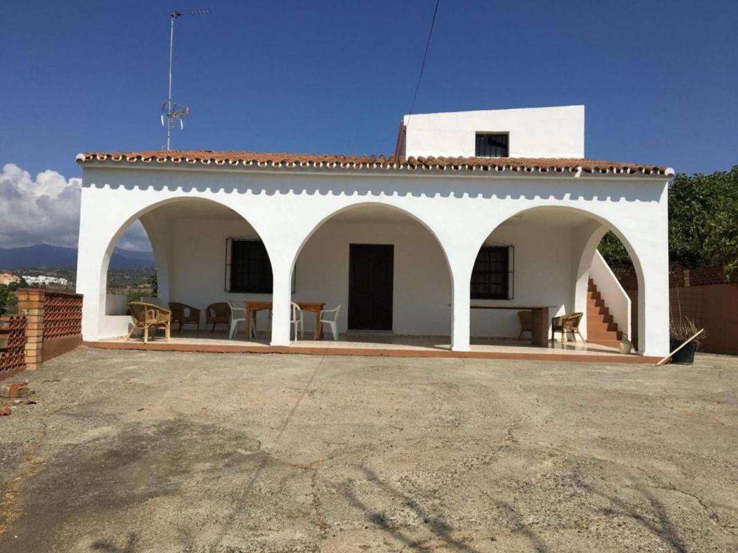 Venta de finca rústica en  Finca rústica en Calle Guadalmansa, Cancelada, Estepona , Estepona photo 3