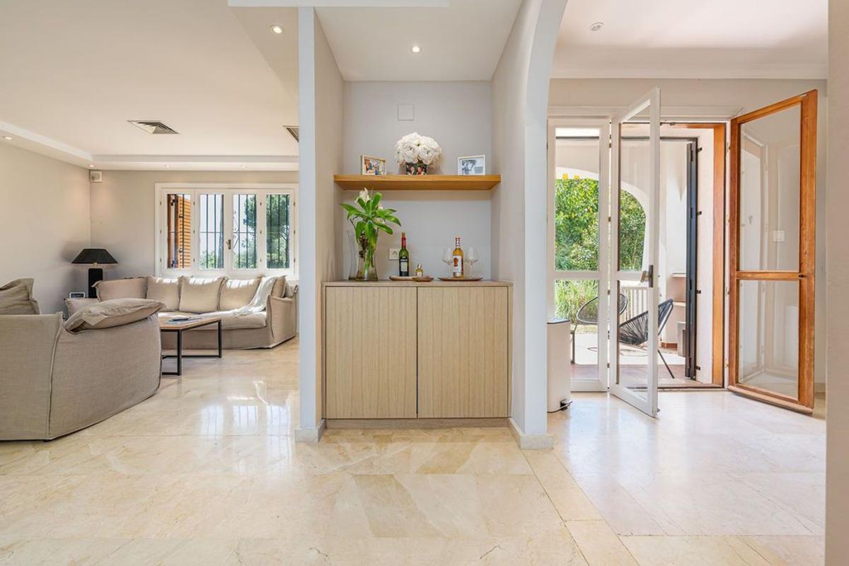 Sale of apartment in Piso en Los Naranjos, Marbella, Marbella
photo 3