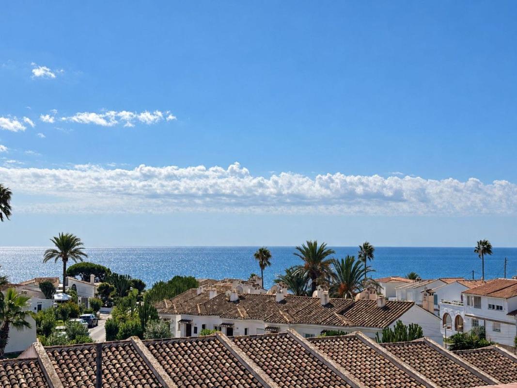 Properties for sale and rent in Spain photo 1