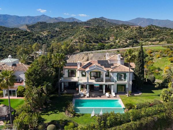 Casa o chalet independiente en Sup-C14 La Panera, 4, La Concha-Resina Golf, Estepona photo 1