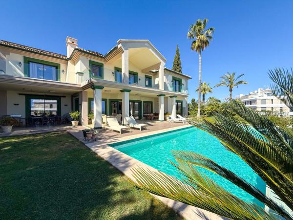 Casa o chalet independiente en Sup-C14 La Panera, 4, La Concha-Resina Golf, Estepona thumbnail 3