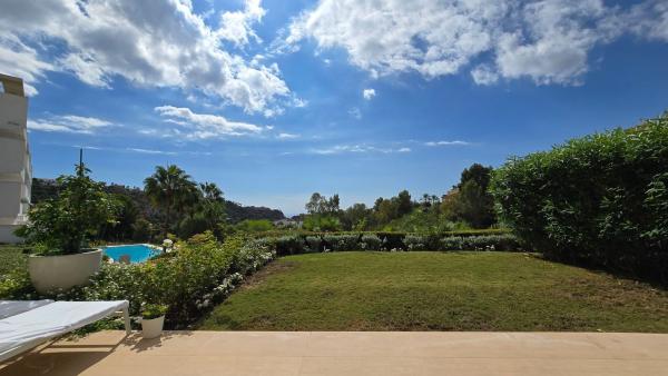 Sprzedaż mieszkania w Piso en Reserva Alcuzcuz, 24, Los Arqueros-Puerto del Almendro, Benahavís, Benahavís
thumbnail 3