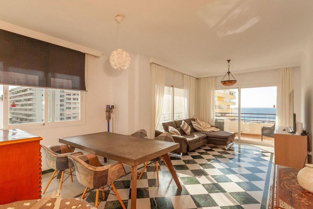 Venta de piso en Piso en Avenida Antonio Belón, Playa Bajadilla-Puertos, Marbella, Marbella
photo 3