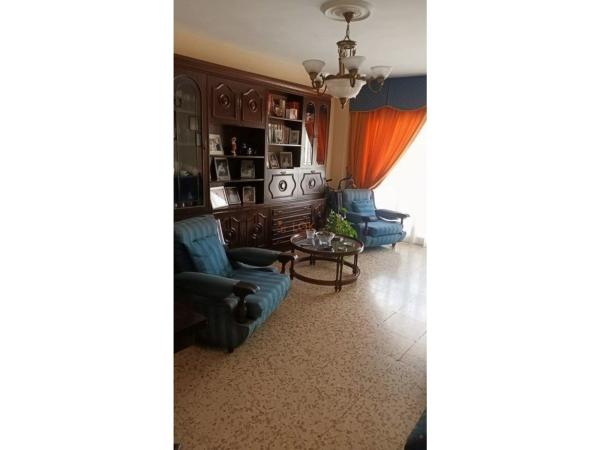 Venta de piso en Piso en Calle Corregidor Ruiz de Pereda, Pol Ctra de Cártama, Málaga, Málaga
 photo 3