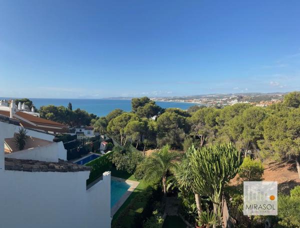 Chalet adosado en Peral Del, Seghers, Estepona thumbnail 2