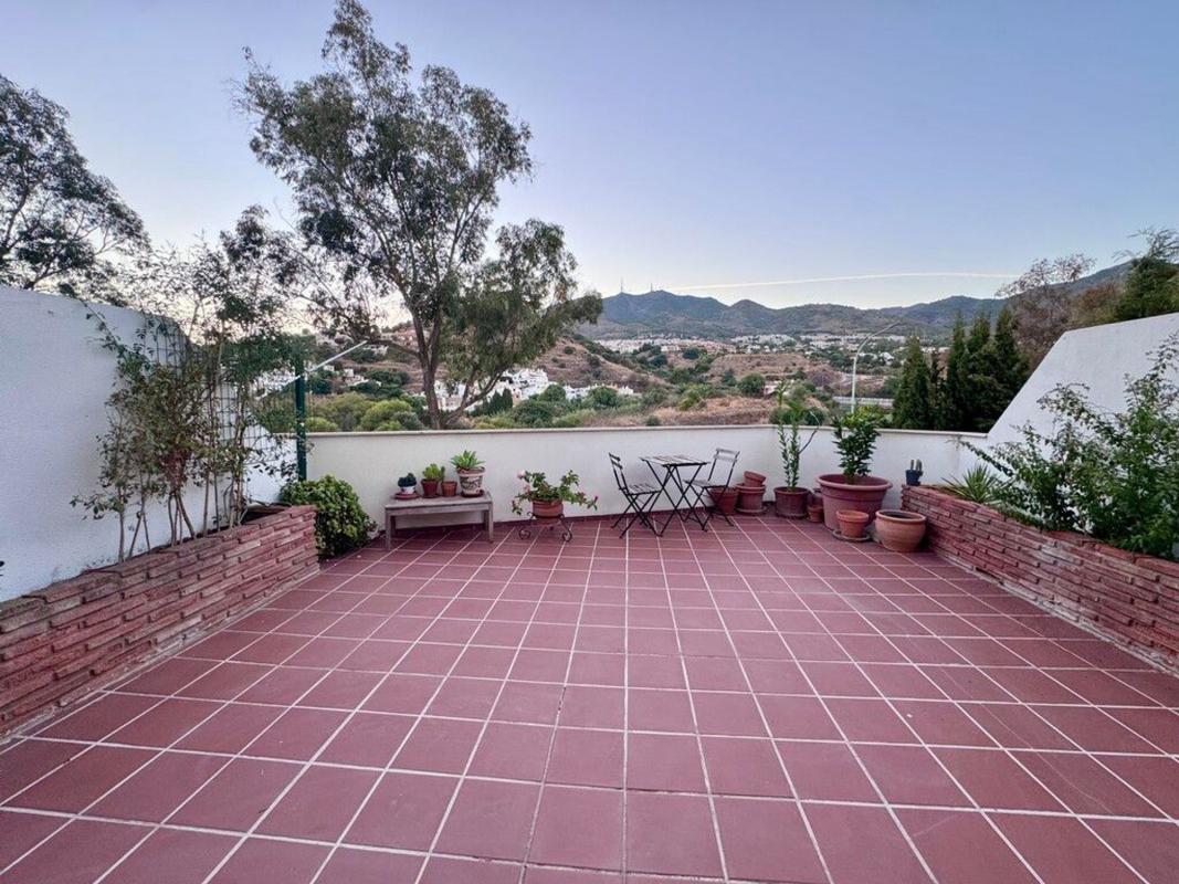 Venta de piso en Piso en Calle Poseidon, 6, Nueva Torrequebrada, Benalmádena, Benalmádena
photo 1