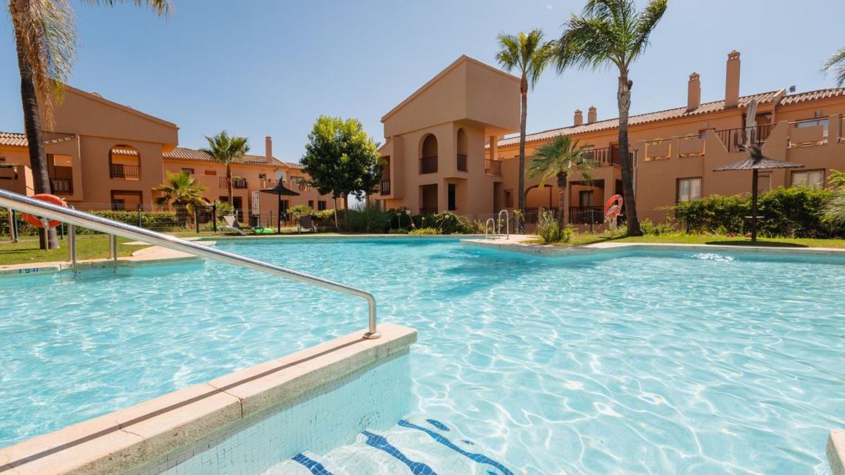 Venta de piso en Piso en Jaralillos, 1 -f, El Paraíso, Benahavís, Benahavís
photo 2