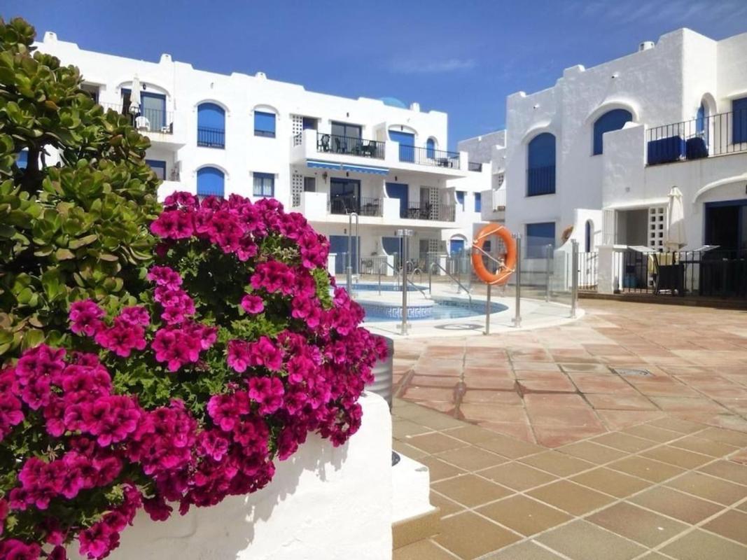 Venta de piso en Piso en Conjunto Mykonos Playa, 1 D, Puerto de la Duquesa, Manilva, Manilva
photo 4