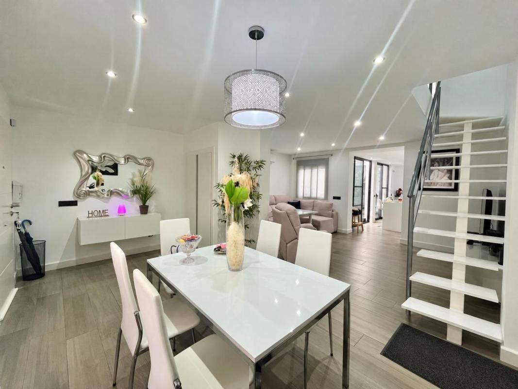 Properties for sale and rent in Spain photo 4