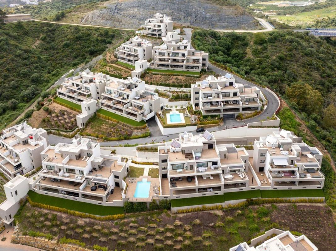 Sale of apartment in Piso en Los Naranjos, Marbella, Marbella
photo 1