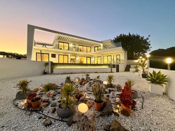 Casa o chalet independiente en Calle Dinamarca, 2, Calaburra - Chaparral, Mijas photo 1