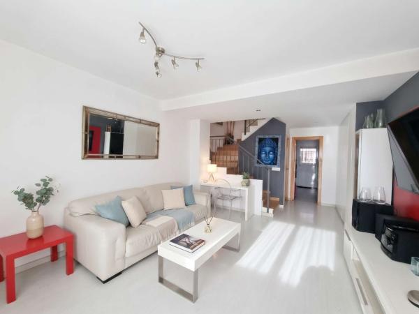 Chalet adosado en Avenida Amatista, Almayate Bajo, Vélez-Malaga photo 1