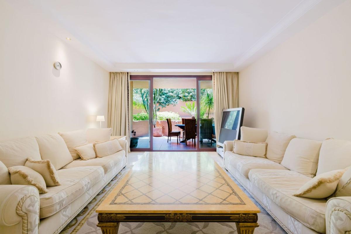 Venta de piso en Piso en Carretera de Cádiz, 159 Km, Kempinski, Estepona, Estepona
photo 4