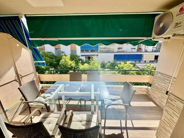 Venta de piso en Piso en Avenida Condes de San Isidro, 4, Zona Puerto Deportivo, Fuengirola, Fuengirola
photo 1