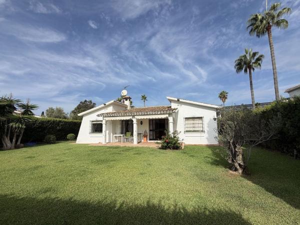 Casa o chalet independiente en Villacana - Costalita - Saladillo, Estepona thumbnail 3