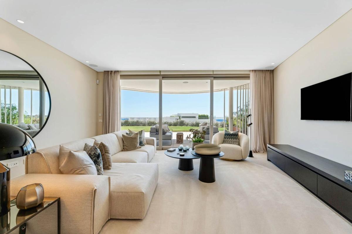 Venta de piso en Piso en Alborada, La Quinta, Benahavís, Benahavís
 photo 3