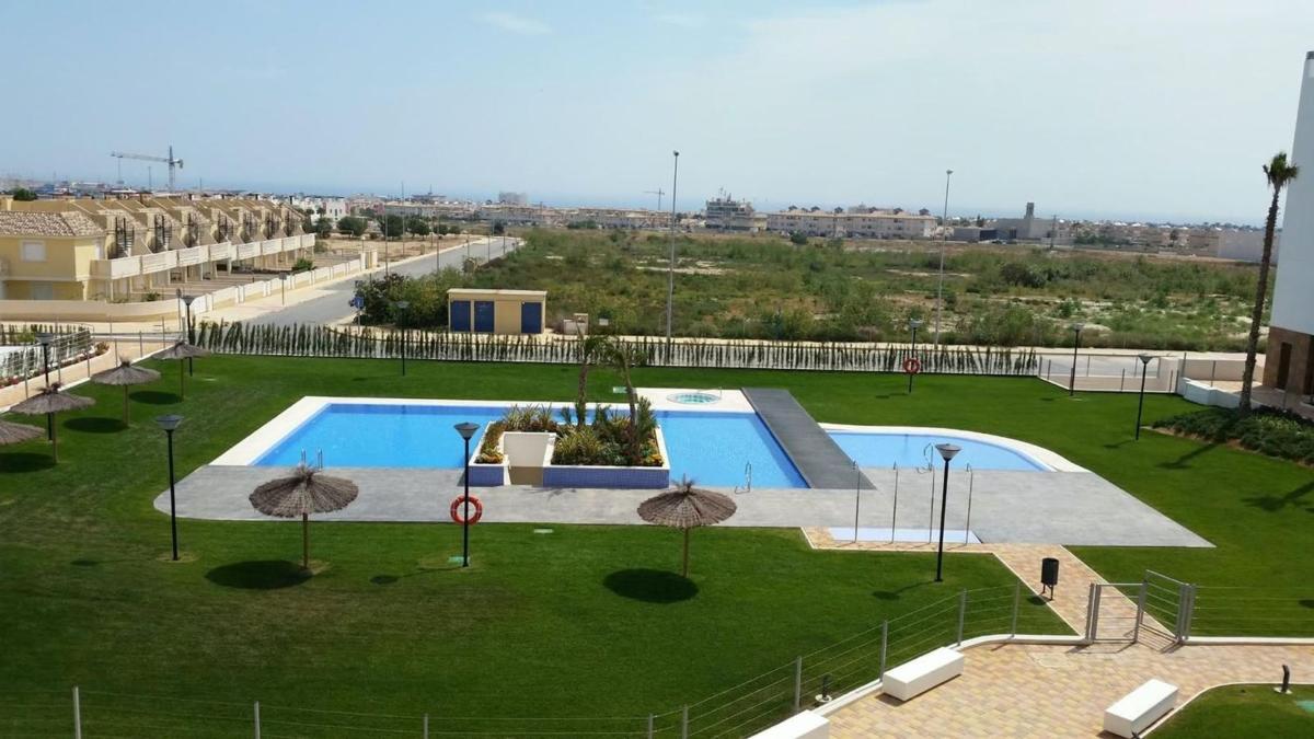 Sprzedaż mieszkania w Piso en Lomas de Cabo Roig, Orihuela, Orihuela
 photo 3