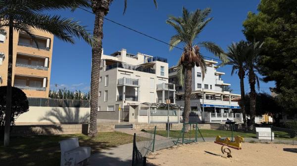 Sale of flat in Piso en Carretera Benimagrell, Playa Muchavista, El Campello, El Campello
photo 1