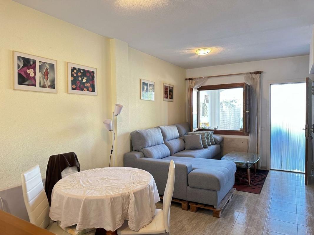 Properties for sale and rent in Spain photo 5
