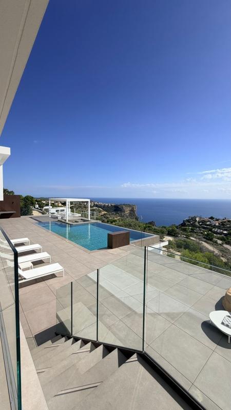 Properties for sale and rent in Spain photo 4