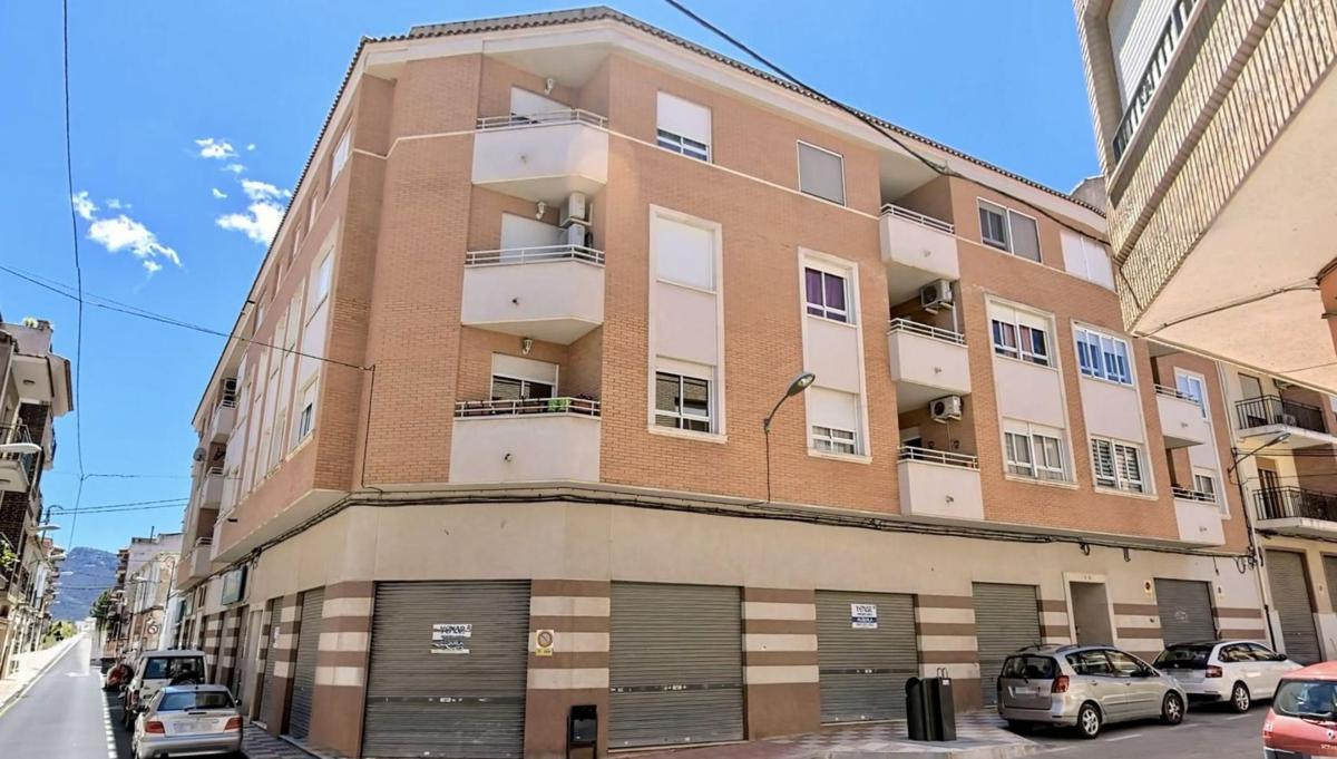 Sale of apartment in Piso en Avenida de Petrer, Castalla, Castalla
photo 2