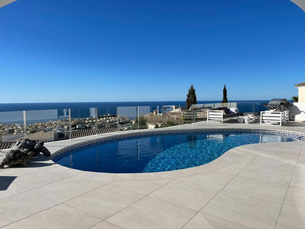 Properties for sale and rent in Spain photo 2