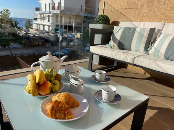 Chalet adosado en Paseo Emperador Nerón, 6, Platja de Torres, La Villajoyosa / Vila Joiosa photo 3