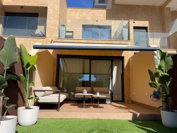 Chalet adosado en Paseo Emperador Nerón, 6, Platja de Torres, La Villajoyosa / Vila Joiosa photo 4