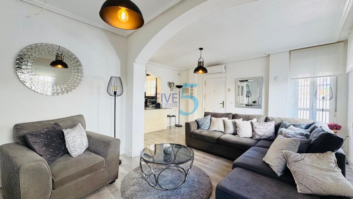 Venta de chalet independiente en Casa o chalet en Lomas de Cabo Roig, Orihuela, Orihuela
 photo 3