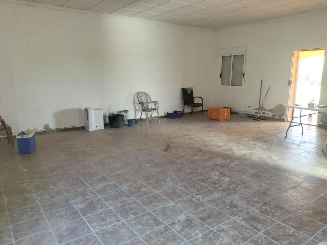 Продажа загородного участка в Finca rústica en Granja de Rocamora , Гранха-де-Рокамора photo 4