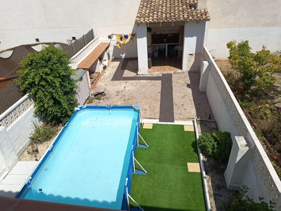 Properties for sale and rent in Spain photo 2