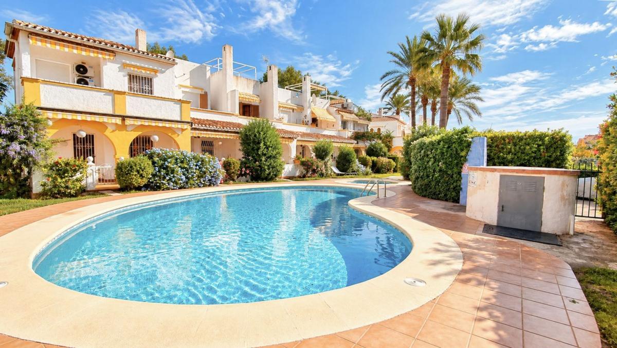 Properties for sale and rent in Spain photo 2