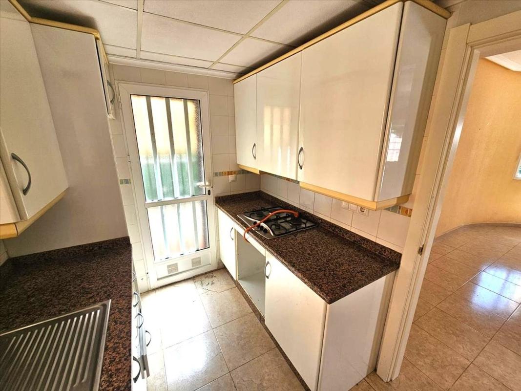 Properties for sale and rent in Spain photo 4