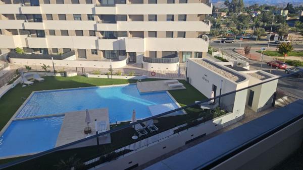 Продажа квартиры на Piso en Nou Nazaret - Frank Espinós, San Juan de Alicante, Сан-Хуан-де-Аликанте
thumbnail 2